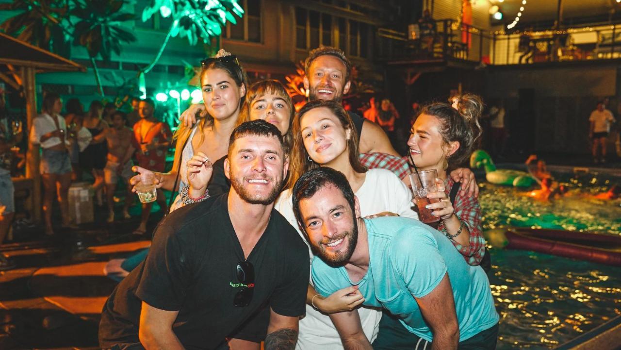 Youth Shack Backpackers Даруин Екстериор снимка